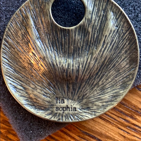 Lia Sophia necklace and earrings - Picture 4 of 4